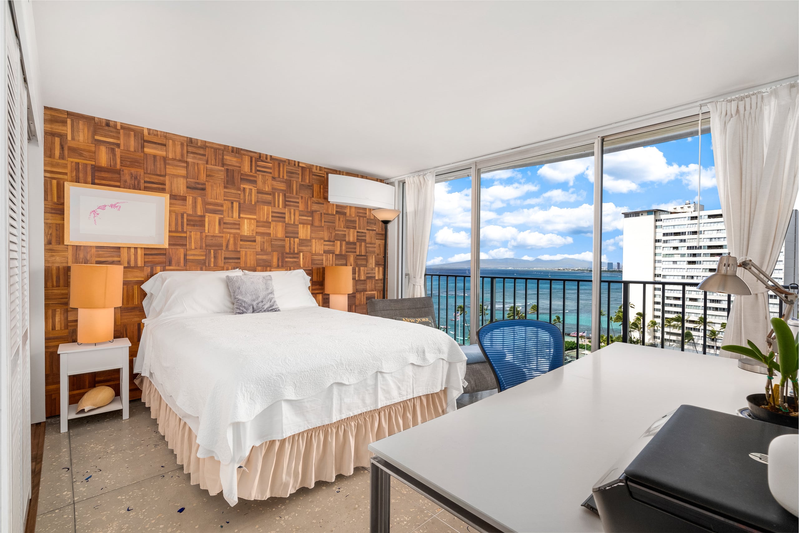 DHBH 1402 3 Bedroom Rooftop unit w/AC & 360° views - Image 28