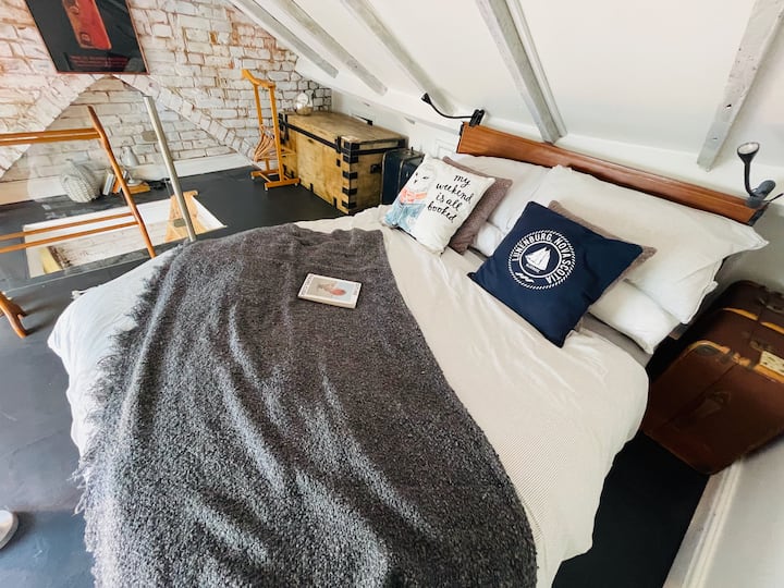 Matelas primé Simba sur le lit double.