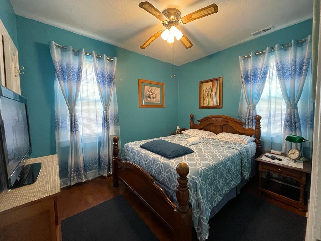 Dhoma blu e vizitorëve