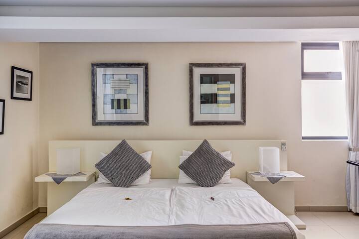 Two Bedroom Luxury Garden Apartment gallery image 5