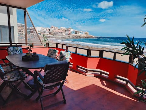 Front Line Beach with Fantastic Terrace.