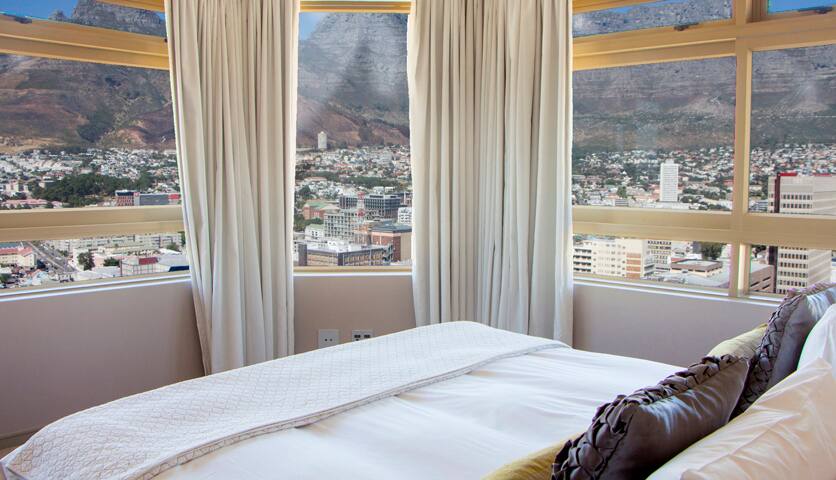 Cape Town Family Penthouses with Scenic views gallery image 4