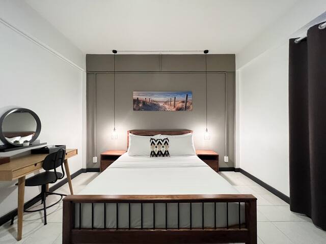 Neveu:The Boutique, 5 bedrooms Apt@MRT Sutthisan gallery image 5