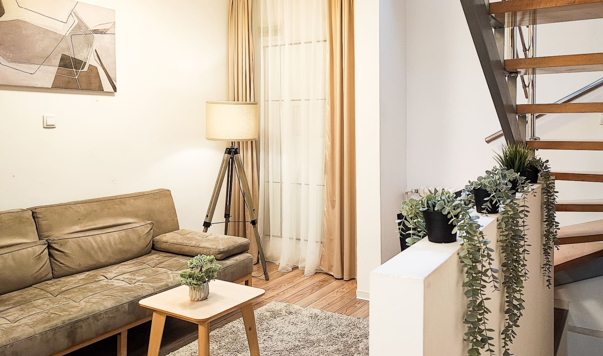 Central modern loft | 2BR | Private parking