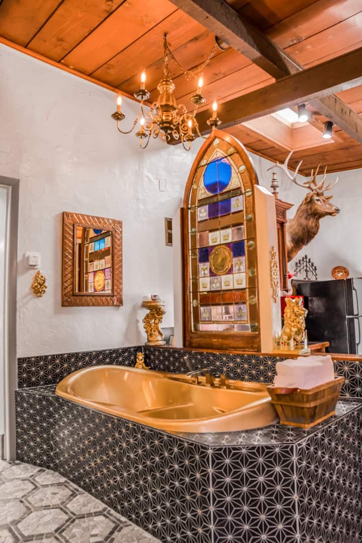 Camelot (Morrison Hot Tub Cottage) - Boutique hotels for Rent in