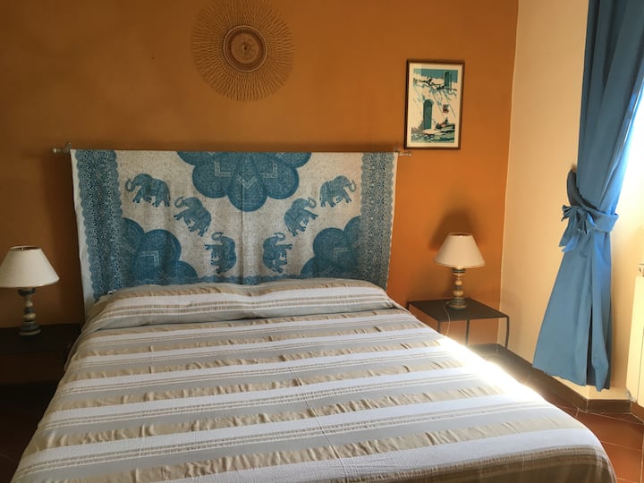 ห้องนอนชั้นล่าง/ห้องนอนชั้นล่าง