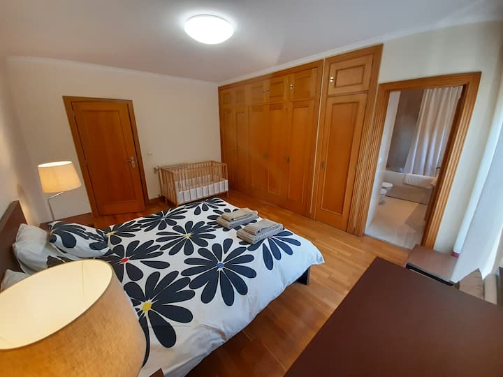 Master Suite (med babyseng)