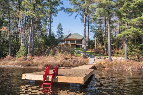 Huntsville Lakefront Luxury Cottage Retreat