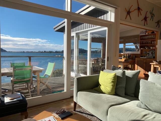 “Bliss”, On the Sand, Views, Great Mackerel Beach gallery image 3