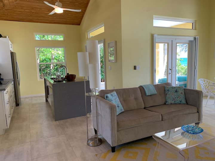 Bliss Beach House - Secluded, Oceanfront, Pool - ケイマン諸島