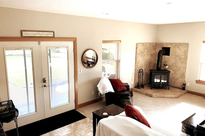 Enjoy A Memorable Getaway At Riggs Road Retreat! - Hillsboro, OR