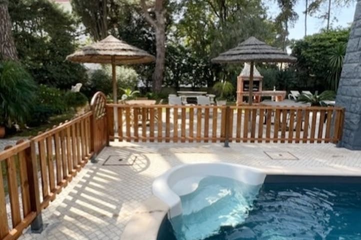 Buganvilia Garden Pool – 300m from the beach