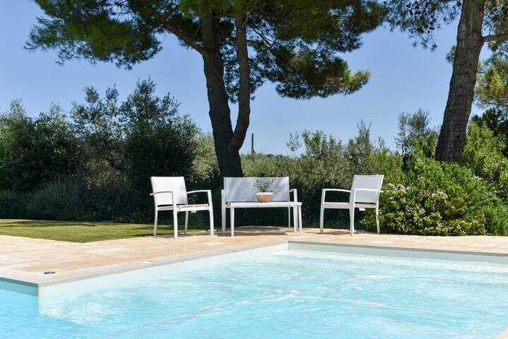 Villa with Private Pool in Monopoli for 8 guests gallery image 5