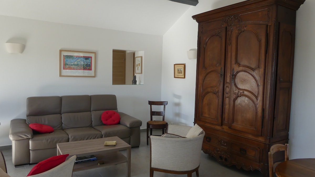 Airbnb performant: Le Clos des Pins, cooling system (4 people max) à Mallemort