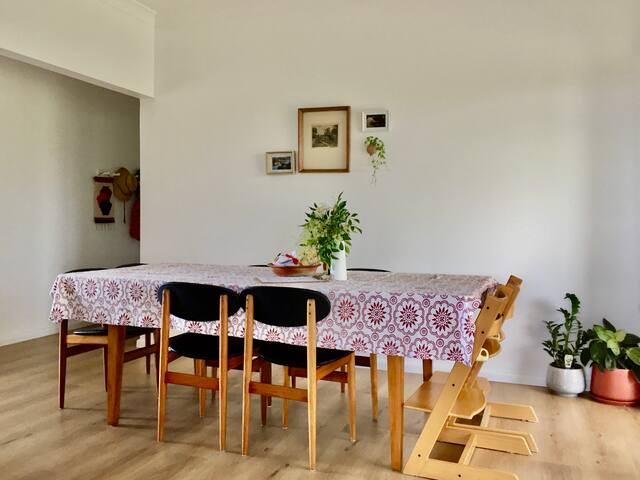 Hillside Holiday House with Ocean views & breezes. gallery image 2