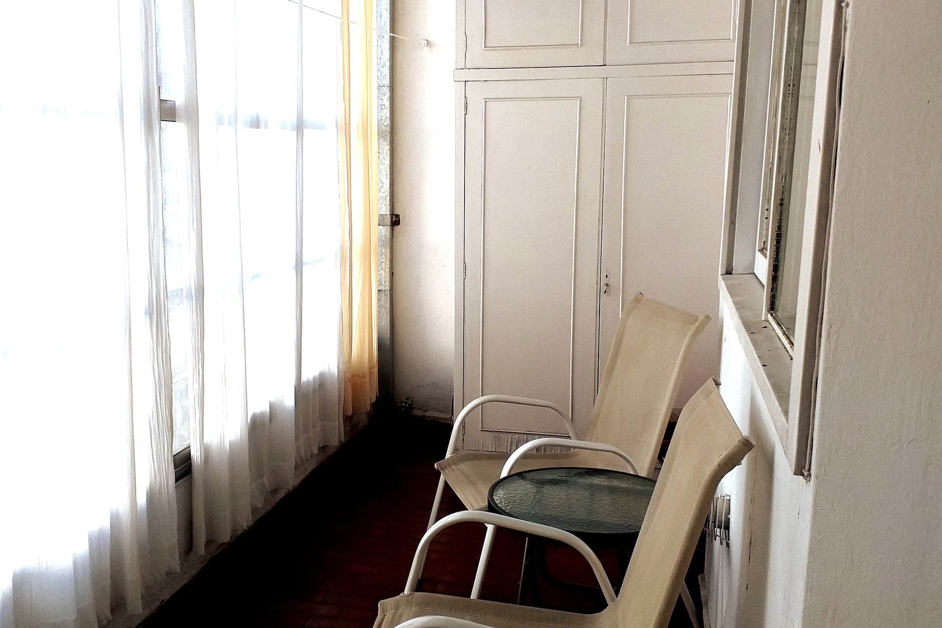 Buquebus location, very central. Terrace
