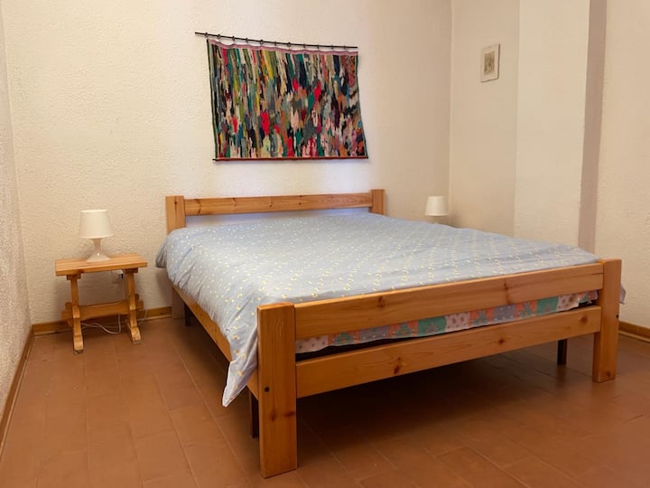 საძინებელი 1