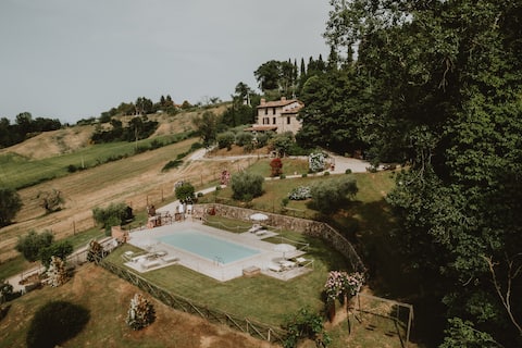 Rural Umbria | 3-bedroom apartment with pool