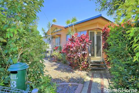 4 Queen Beds Sleeps 10 Full Air FREE WIFI/Netflix