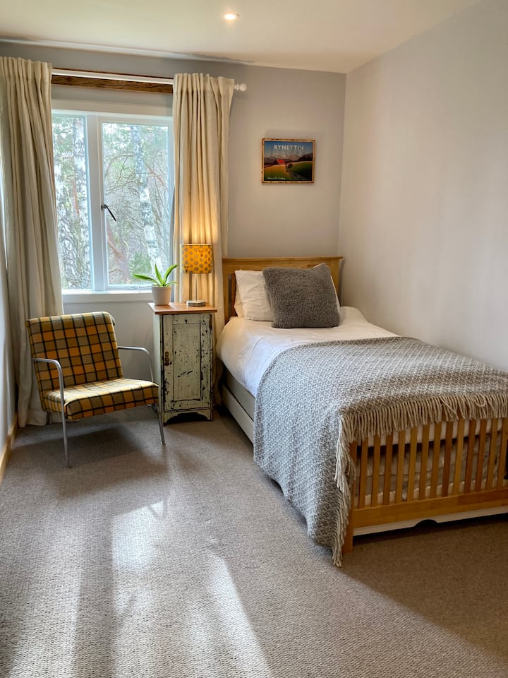 Single bedroom