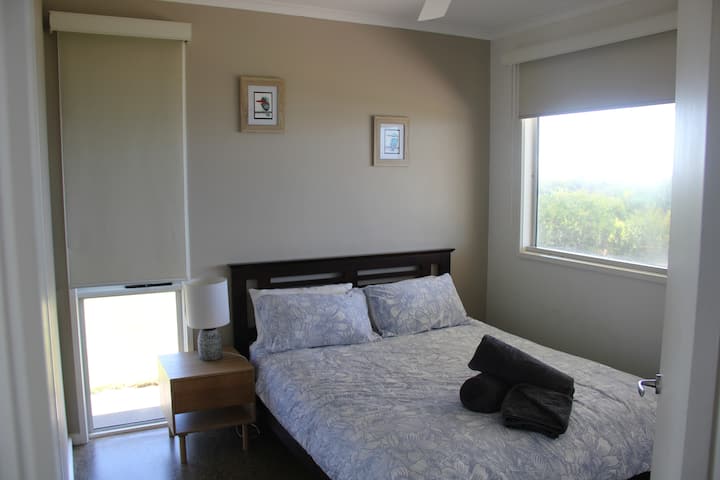 Druhá spálňa s manželskou posteľou