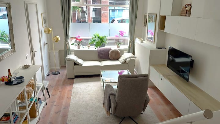 Nice apartment (with garden) near city centre.