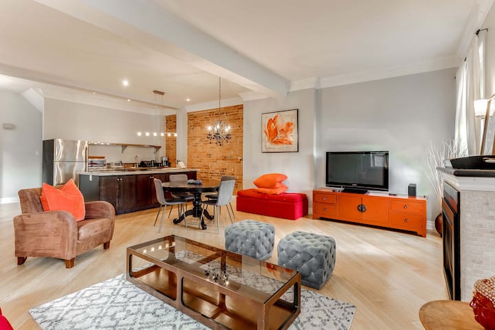 Charming Garden Apartment w/Fireplace + Location!