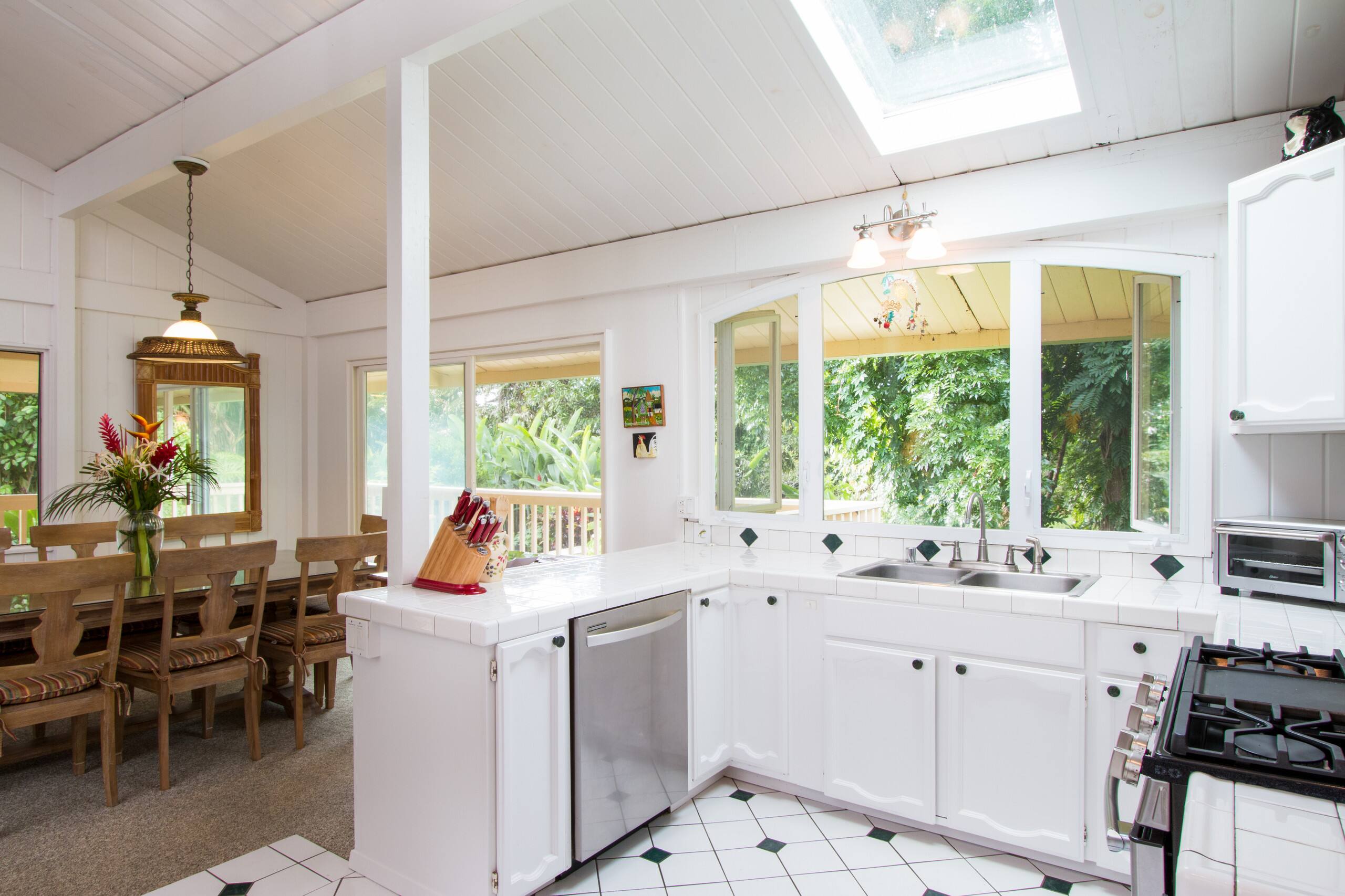 Home in Hanalei · ★4.97 · 3 bedrooms · 4 beds · 2 baths - Image 5
