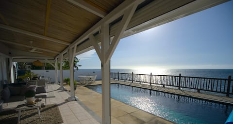 Serenity by the Sea : 3BRVilla w/ Stunning Sunsets