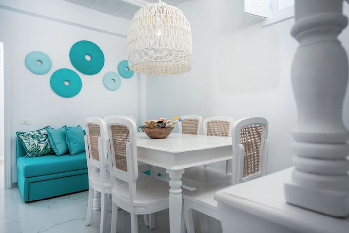 Emerald 3bd Sunset/Sea View Villa w Pool & HotTub gallery image 5