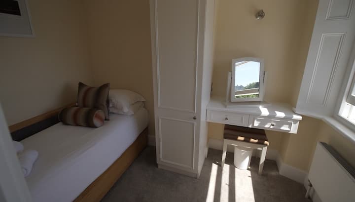 Chumba cha kulala cha kusomea