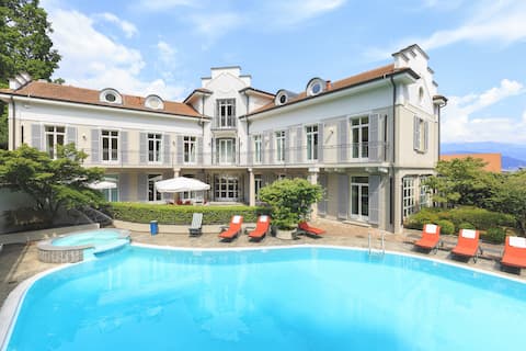 Harmonious villa with pool &tennis! Villa Virginia