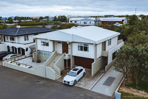 Smart Luxury - Private Gym, Hot Tub & Sauna