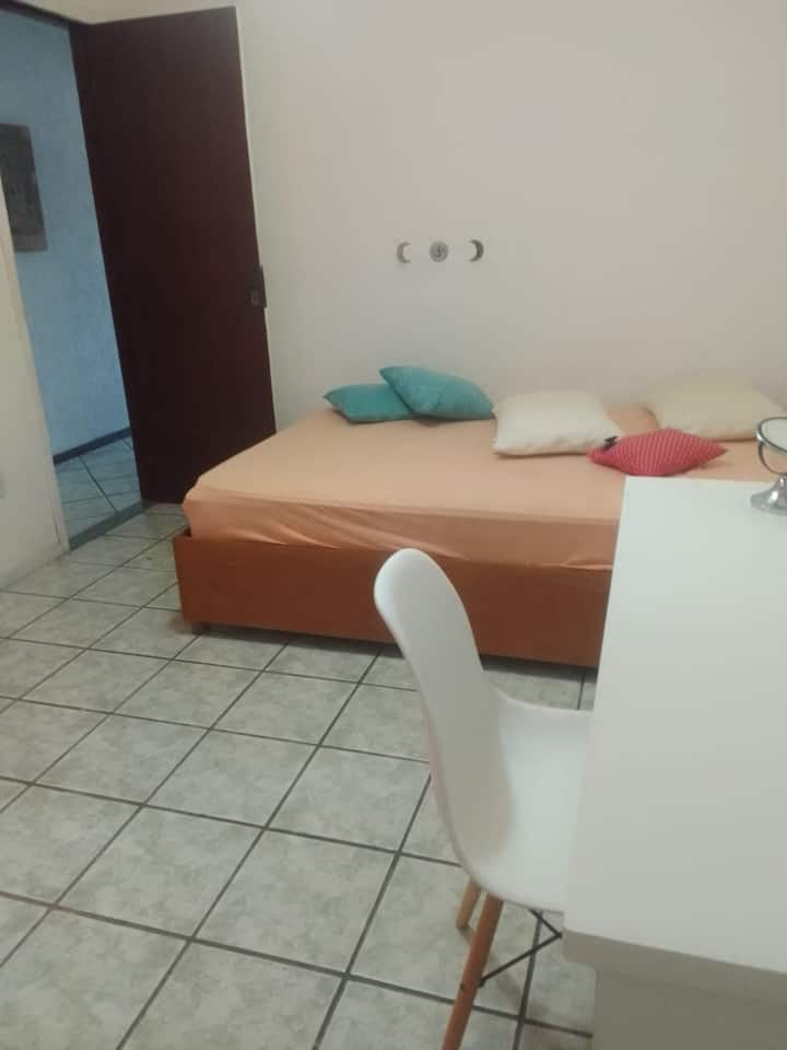 Dhoma e gjumit 2