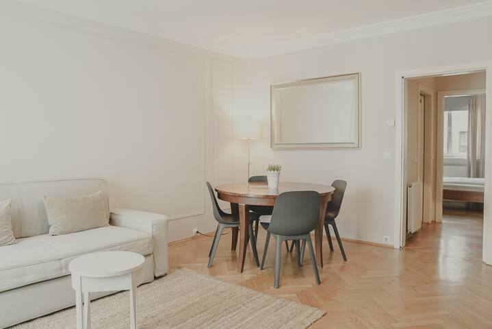 Beautiful Apartment near Schwedenplatz – Apt 15 gallery image 3