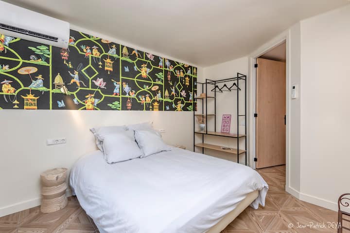 غرفة 4 بمدخل للحمام