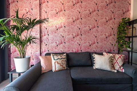 Top performing Airbnb: 🌴 Tropical holiday home 🌴Clean, Save & fast WIFI in Granadilla De Abona
