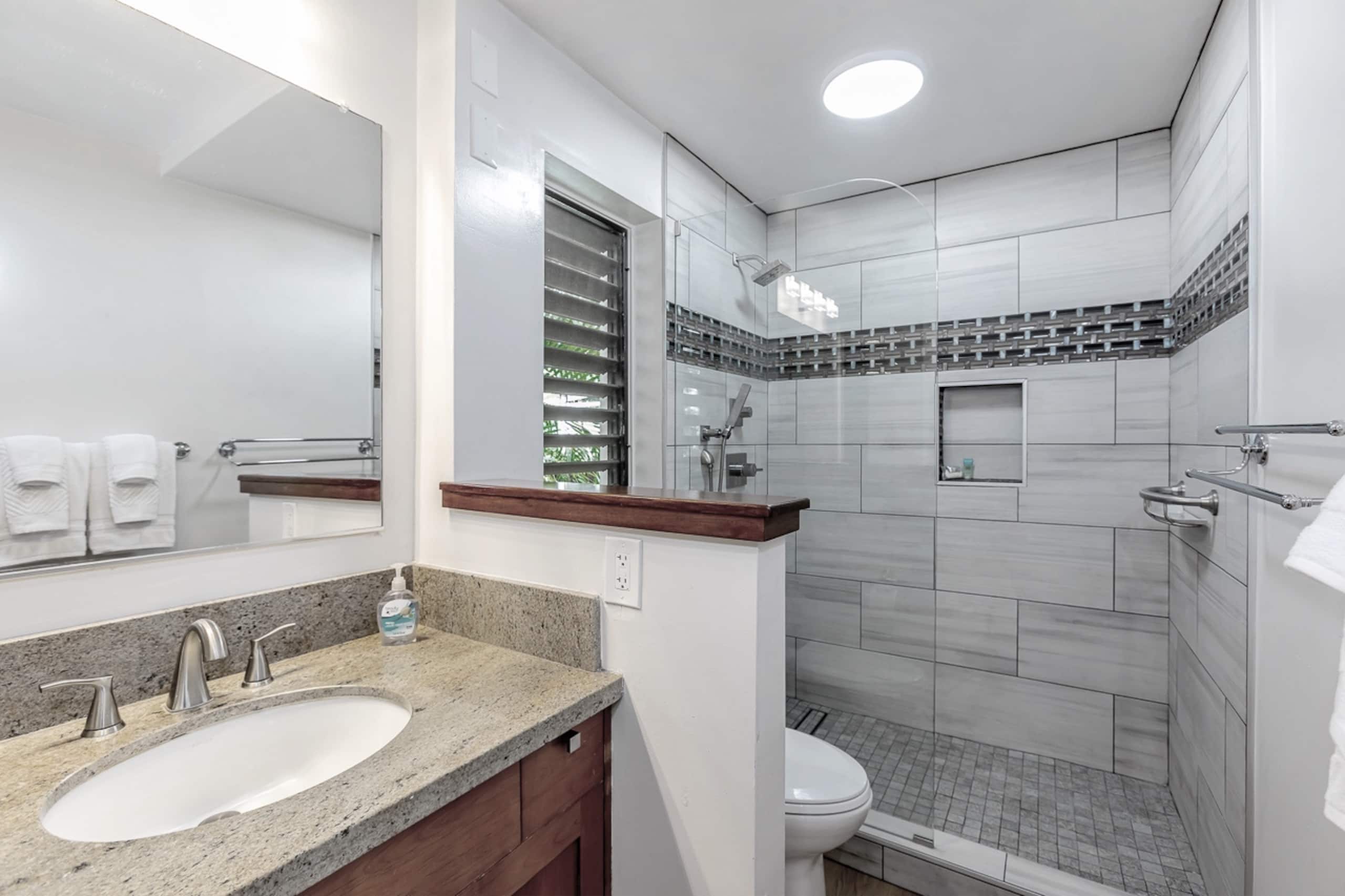 Condo in Wailea · ★4.94 · 2 bedrooms · 4 beds · 2 baths - Image 12