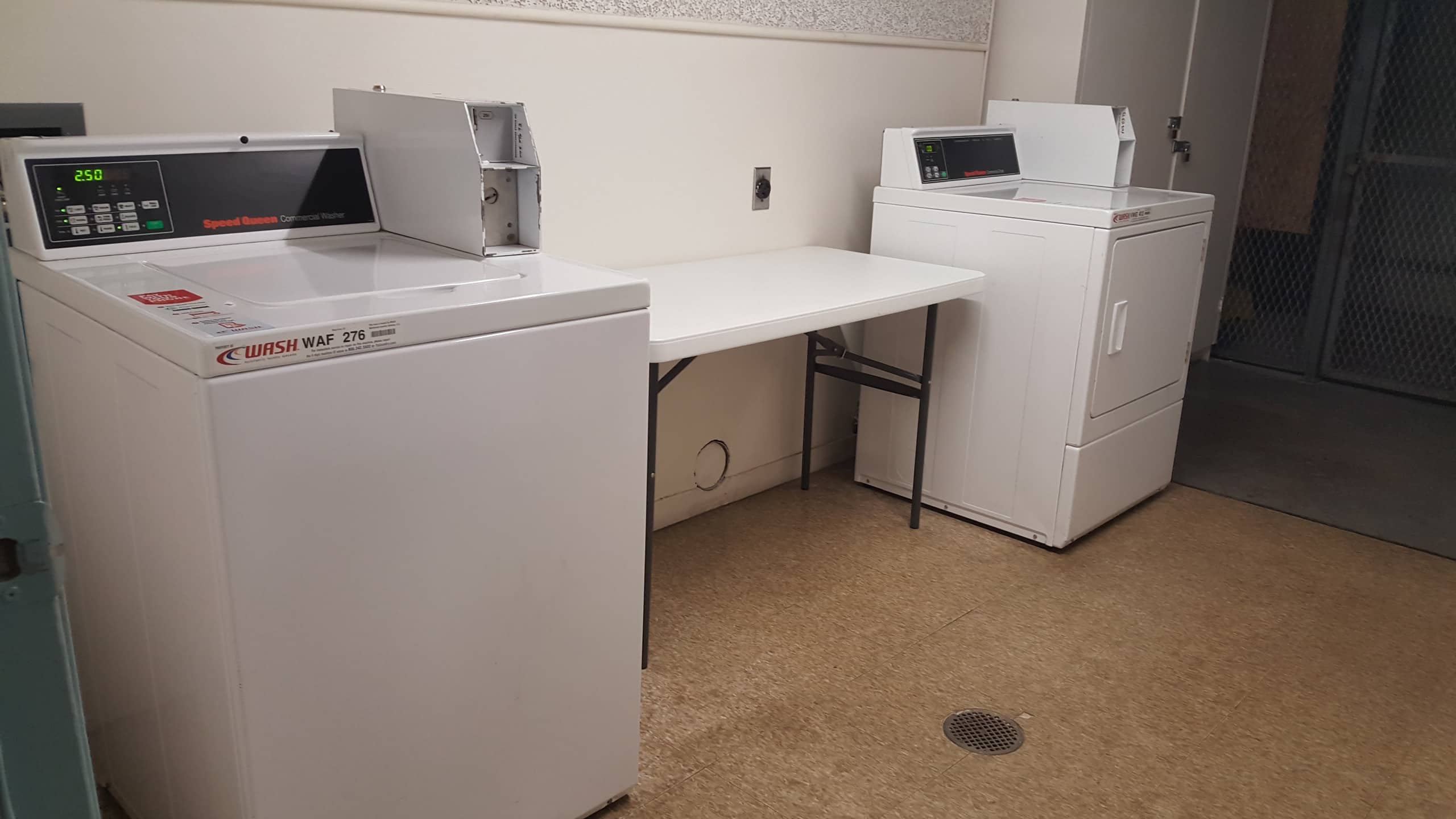 Condo in Honolulu · ★4.99 · 1 bedroom · 3 beds · 1 private bath - Image 15
