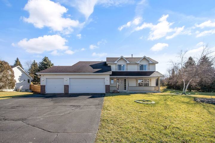 SPACIOUS☆MINNEAPOLIS SUBURBS☆TWIN CITIES☆BY LAKES gallery image 2