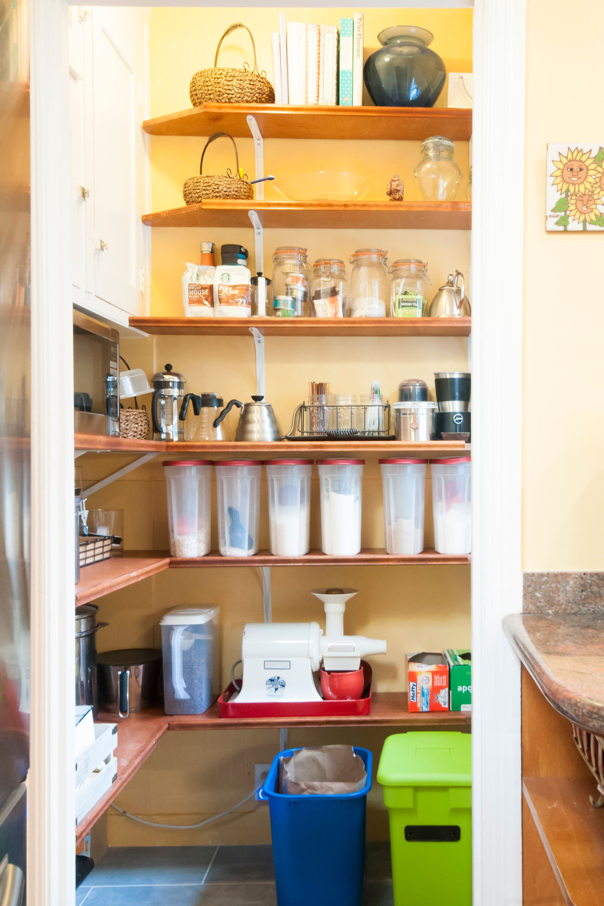 Home in San Francisco · ★4.99 · 2 bedrooms · 2 beds · 1.5 baths - Image 16