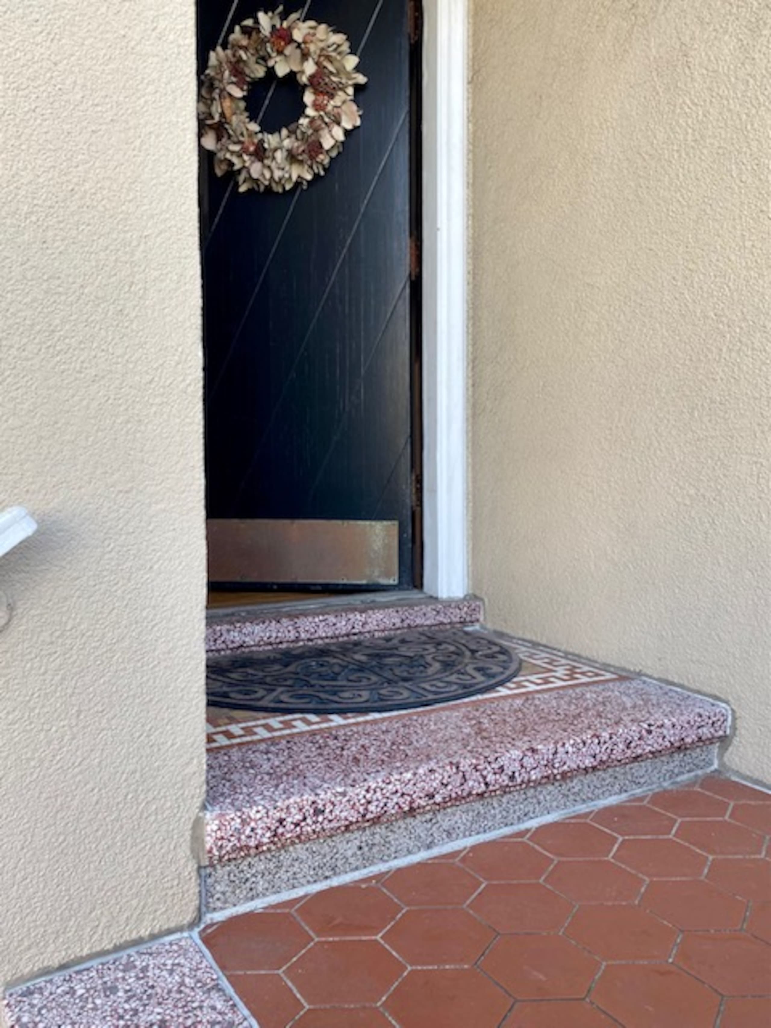 Home in San Francisco · ★4.99 · 2 bedrooms · 2 beds · 1.5 baths - Image 45