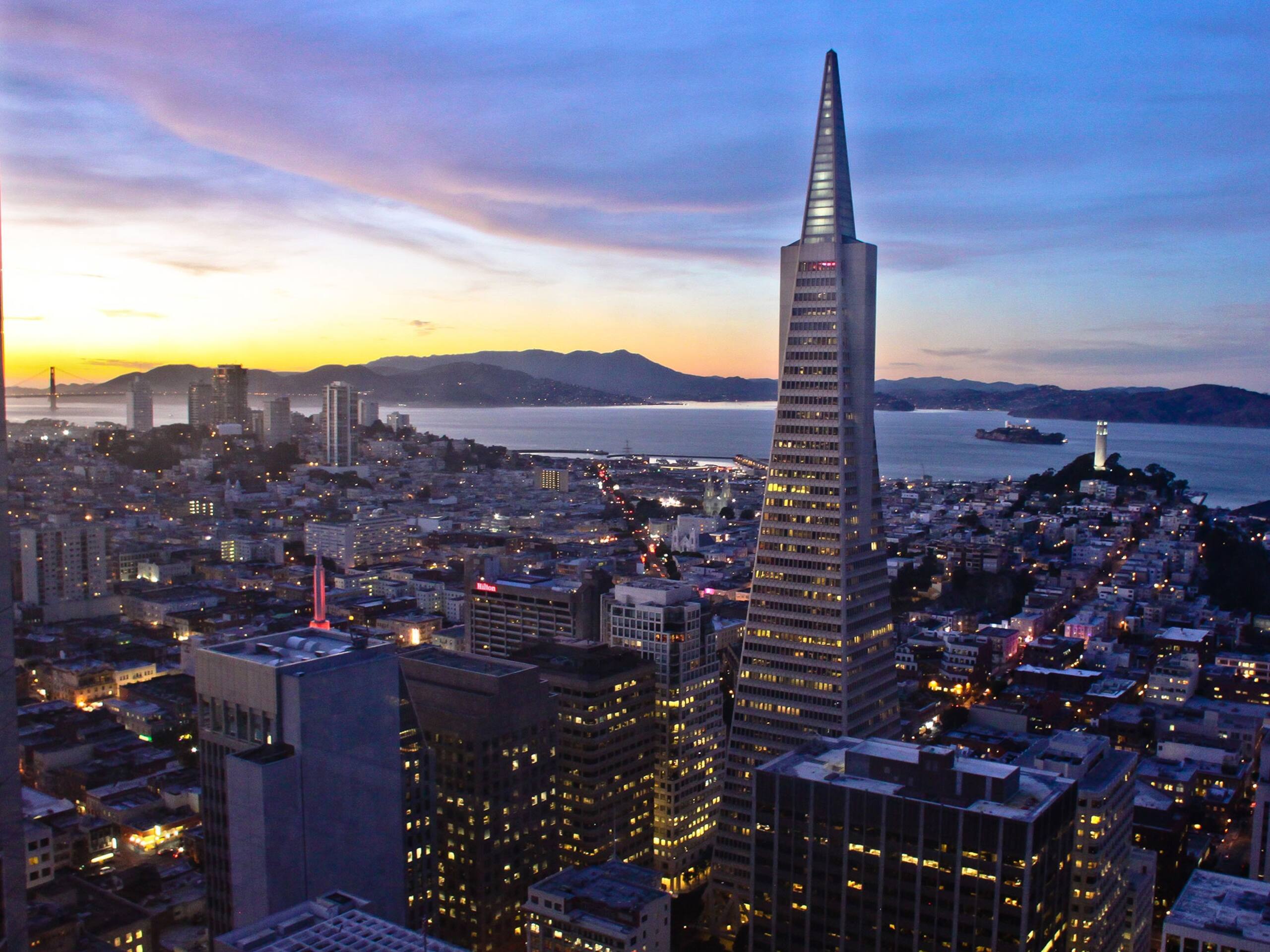Home in San Francisco · ★4.99 · 2 bedrooms · 2 beds · 1.5 baths - Image 64