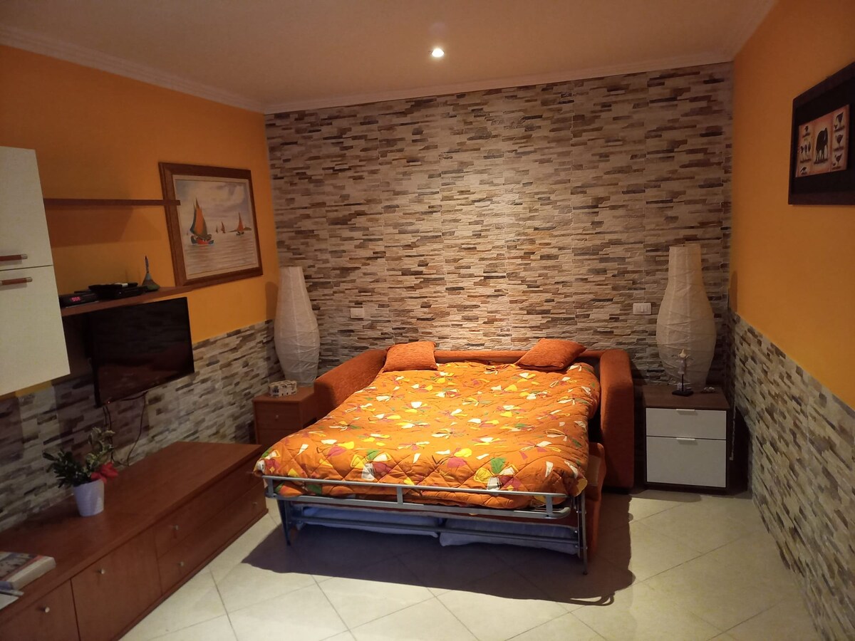 De Nittis cozy house (8 min from Central Station) - Apartments for Rent in  Bari, Puglia, Italy, Italy - Airbnb, image size:1200x900