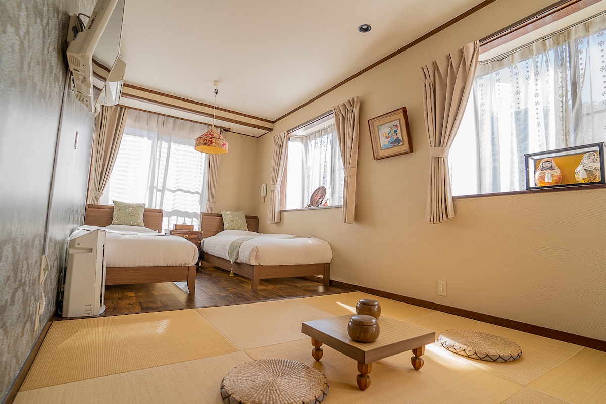 Dormitorio de estilo occidental yjaponés de 2 °