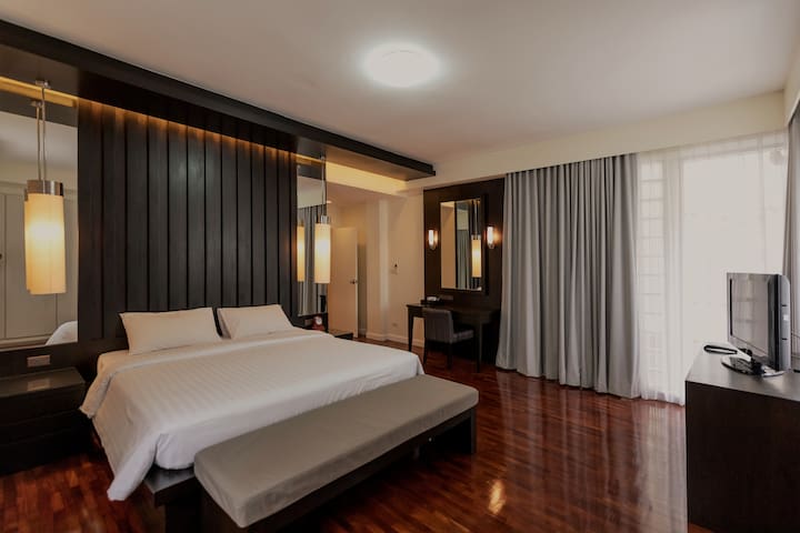 Modern spacious 3br in center bangkok 100 m. BTS gallery image 2