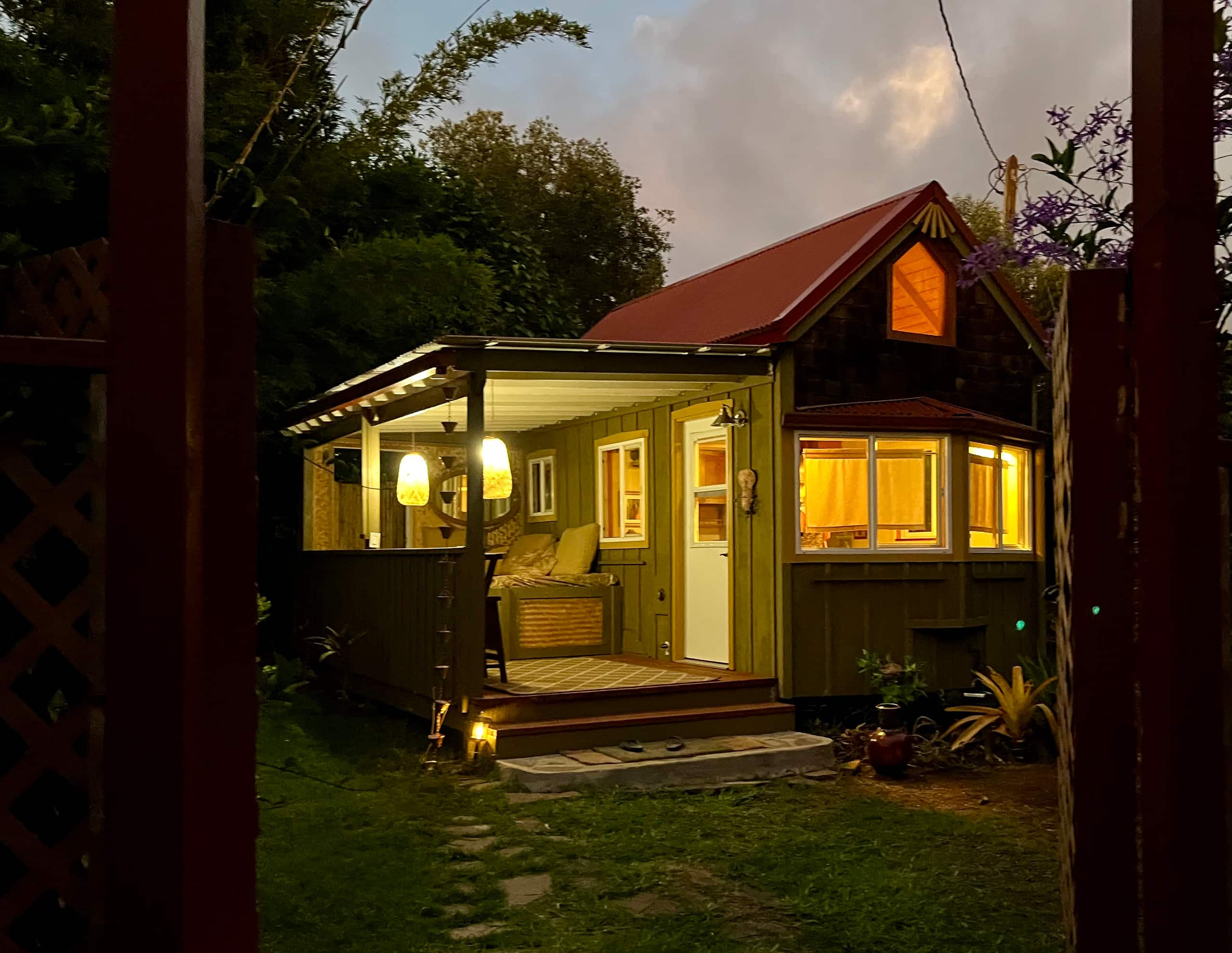 Paniolo Garden Retreat- Private Waimea Tiny Home - Image 17