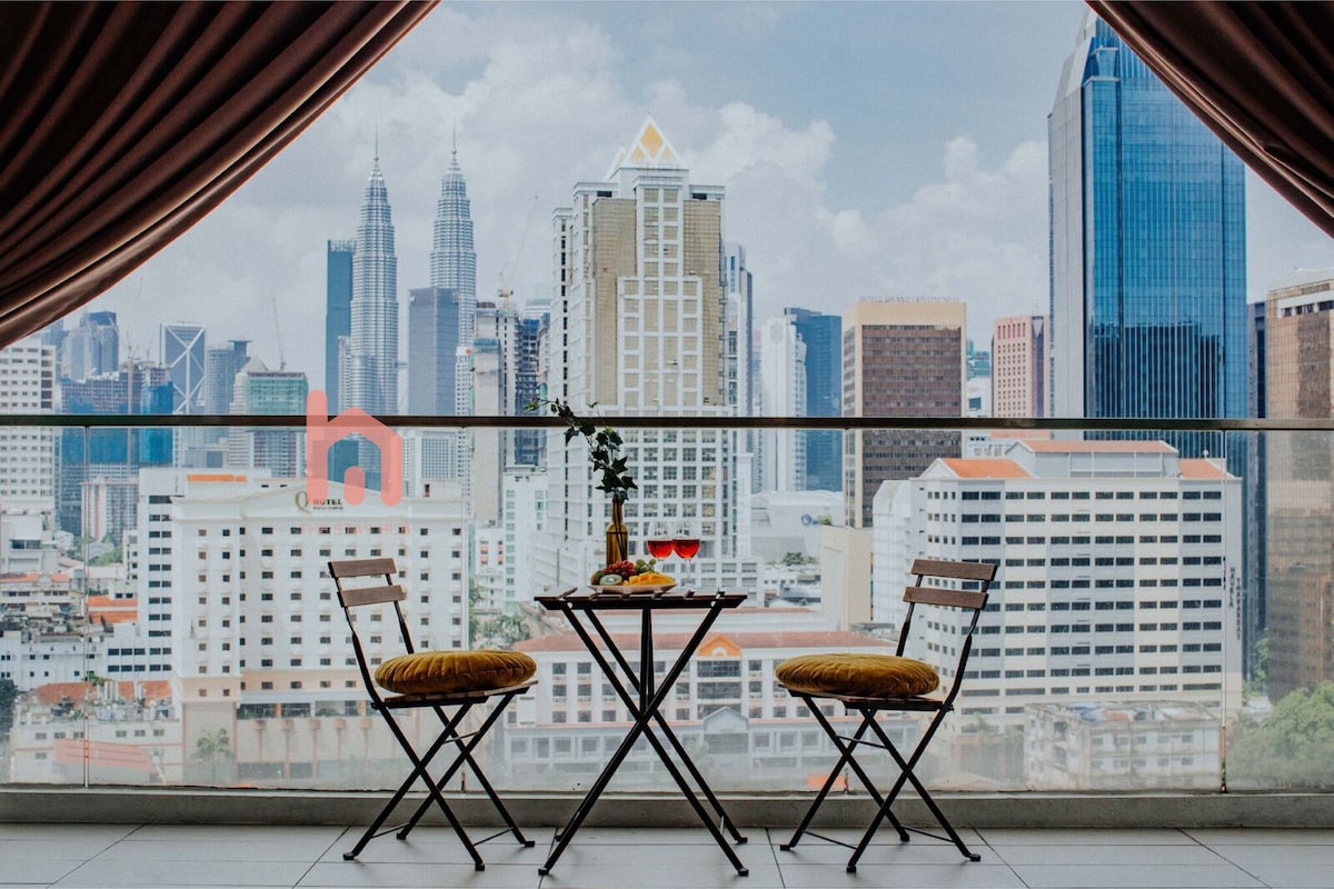 3Bdr Best KLCC View Suite_Regalia_Skypool_KL City - Apartments for Rent in Kuala  Lumpur, Federal Territory of Kuala Lumpur, Malaysia - Airbnb