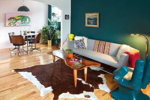 Peaceful Portage Park Apartment