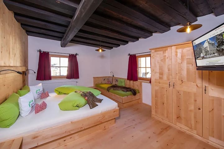 საძინებელი 2